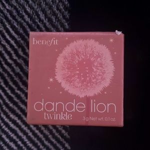 Benefit highlighter